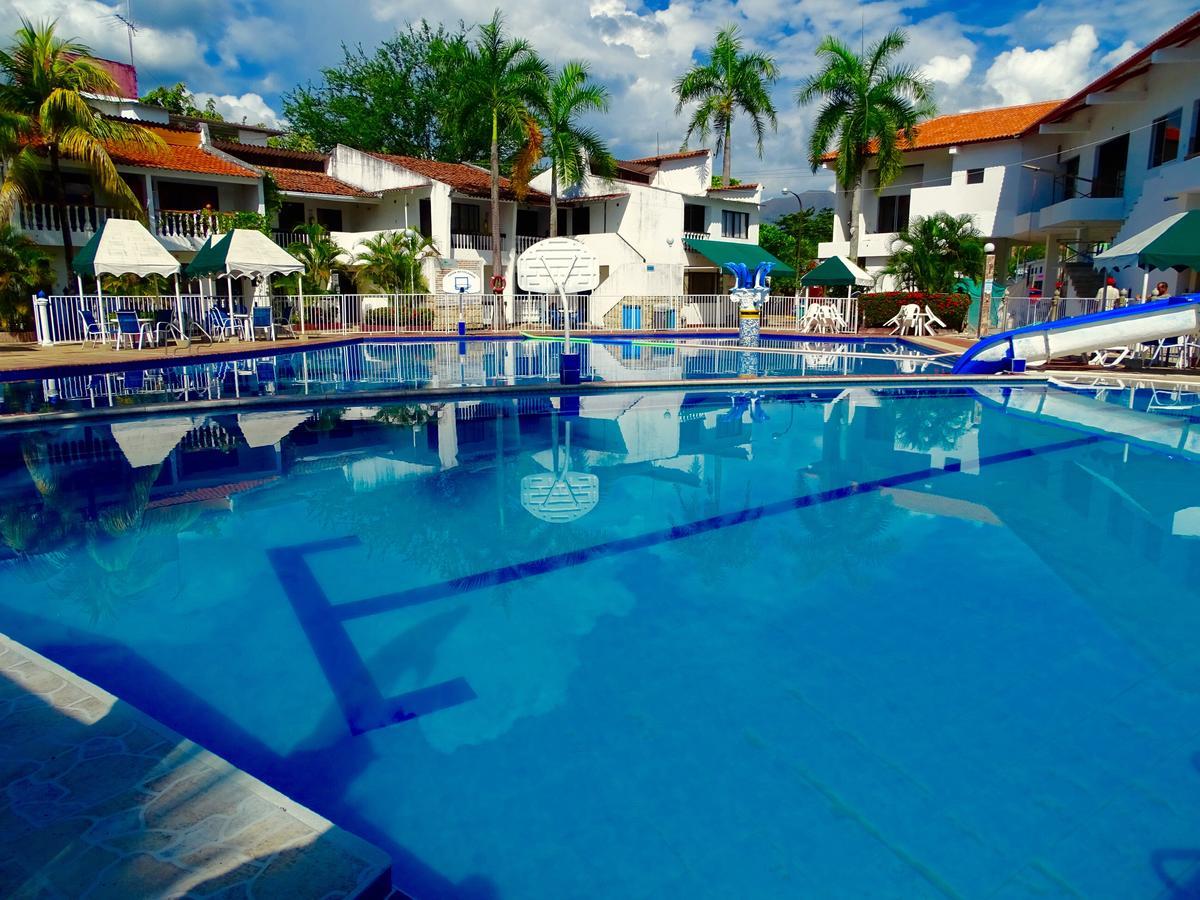 Alborada Hotel Melgar Exterior photo